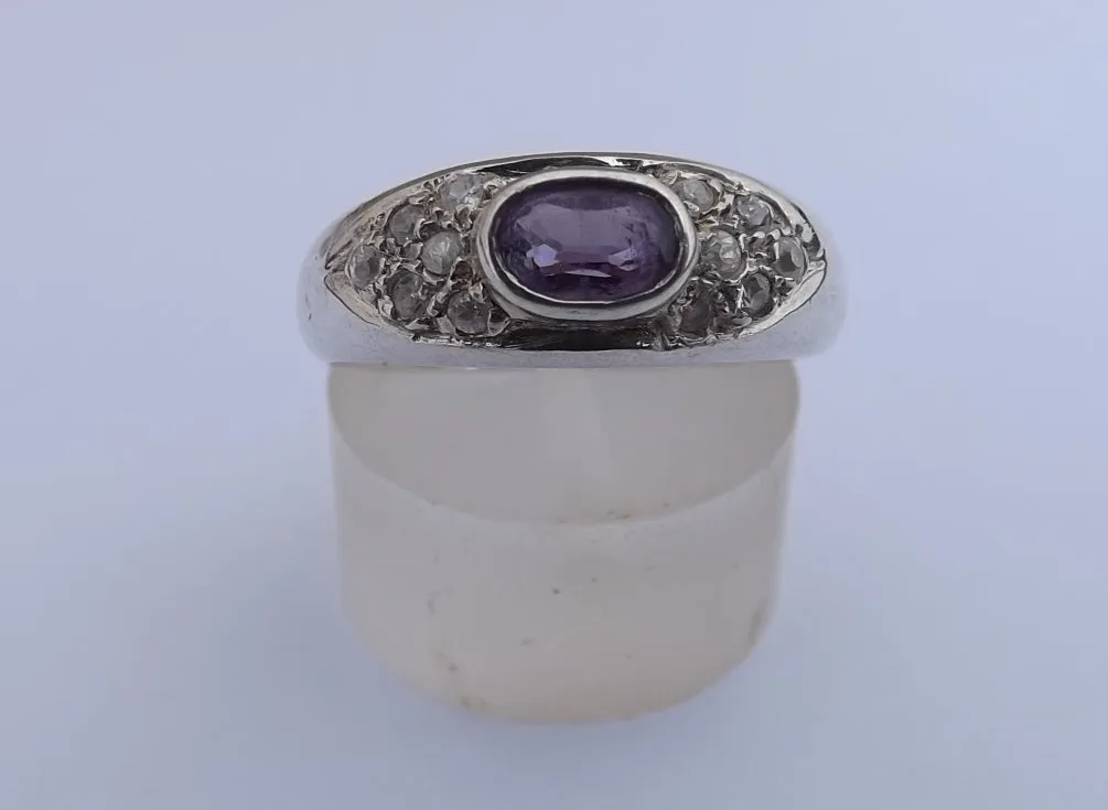 Amethyst & Sterling Silver Ring (size 8)