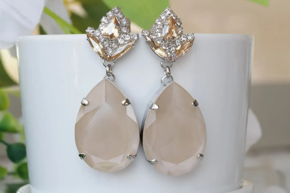 BEIGE CHANDELIER EARRINGS