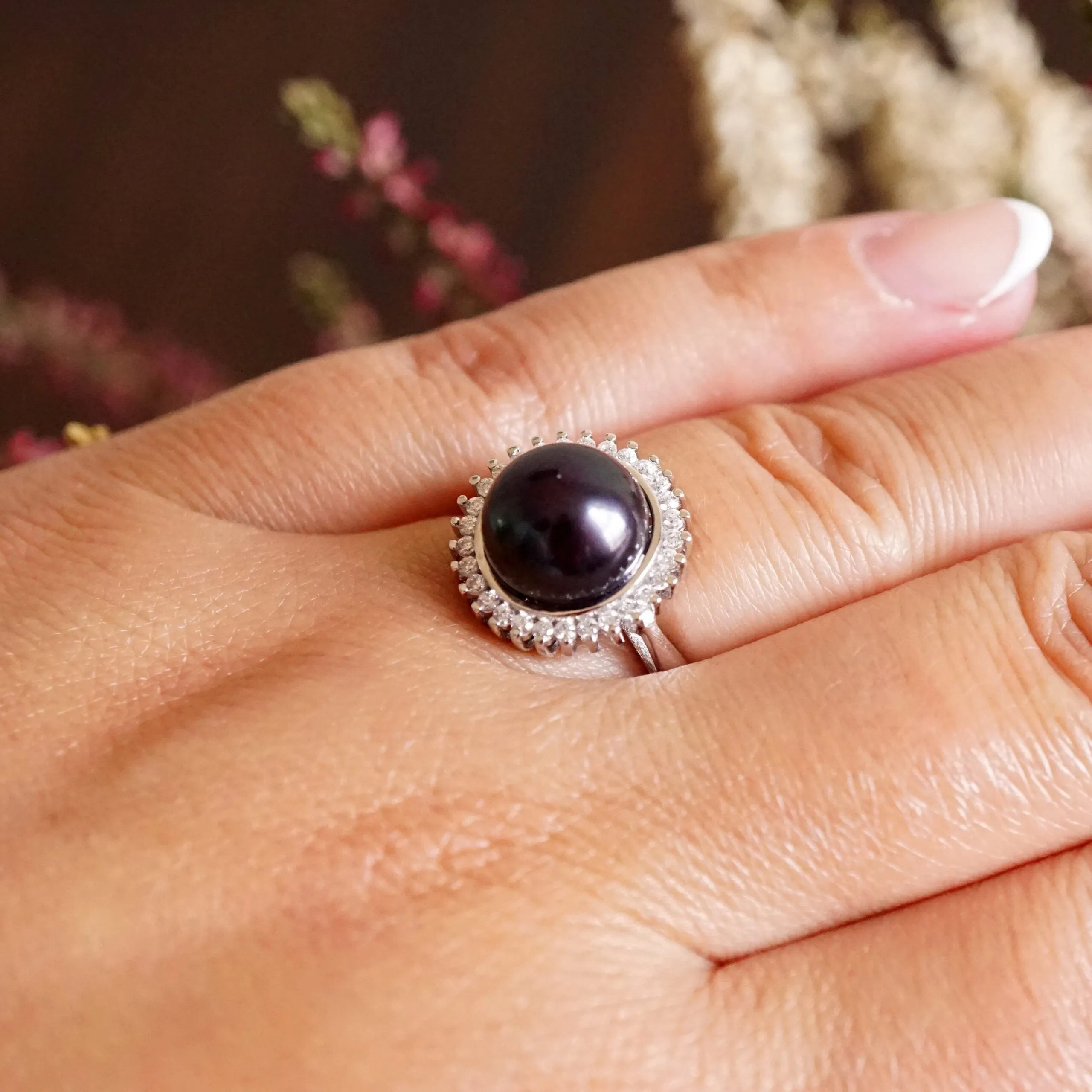 Leilani X - Fresh water pearl and zirconia ring