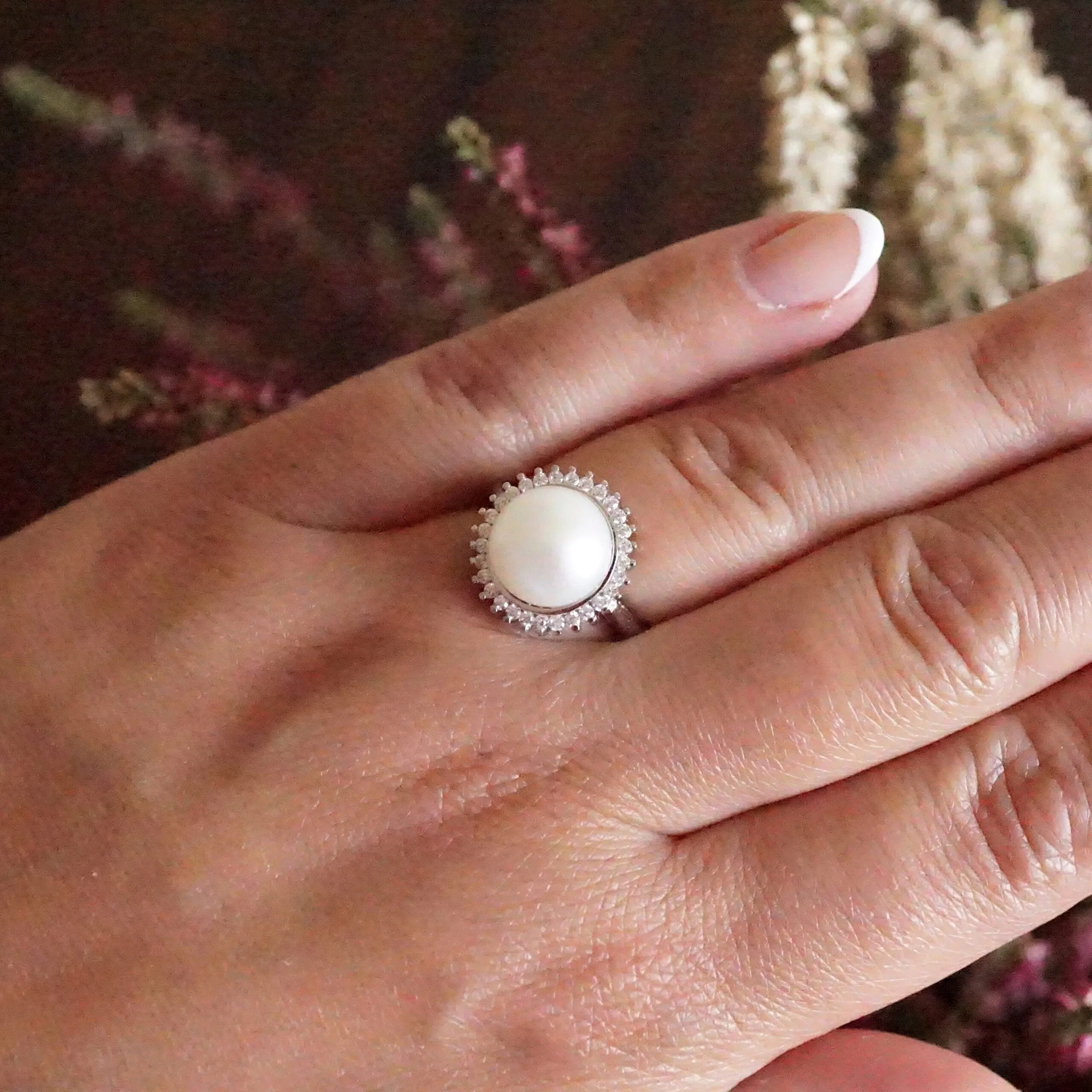 Leilani X - Fresh water pearl and zirconia ring