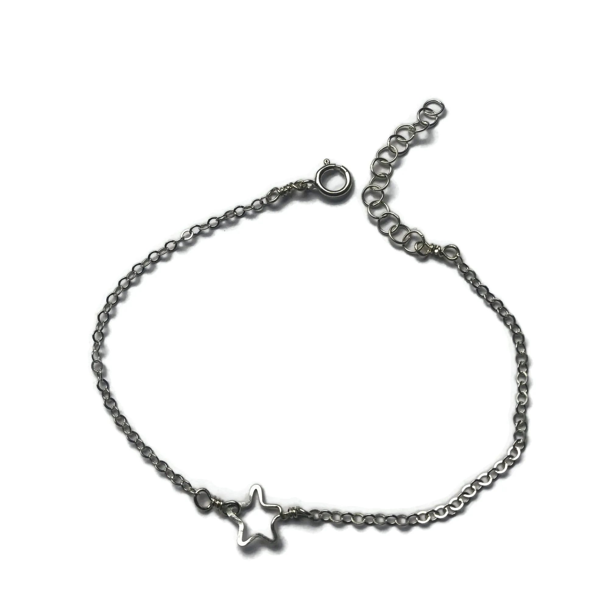 Tiny Star Bracelet
